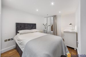 bed1 - click for photo gallery